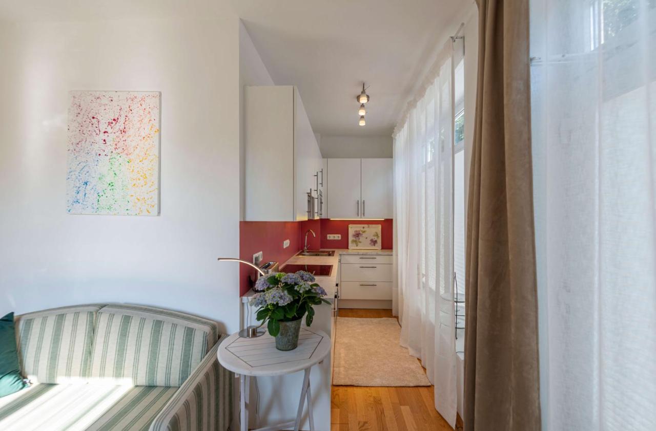 Apartments Am Kurpark Бад-Ишль Экстерьер фото